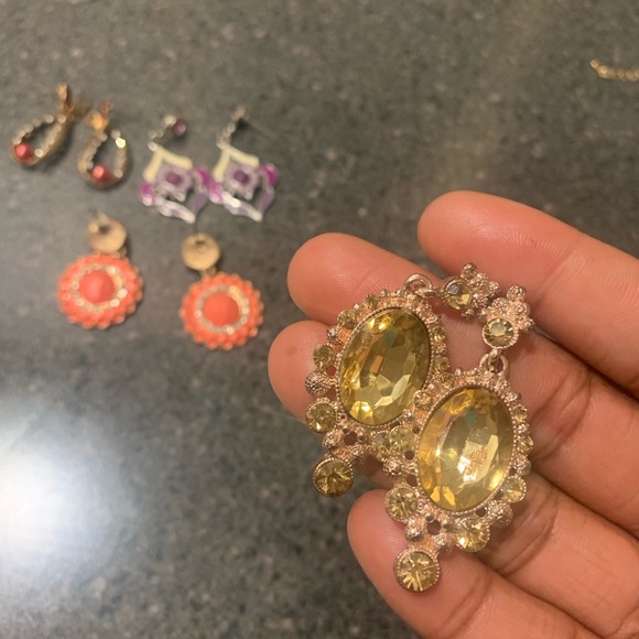 Earring bundle ! - Picture 3 of 5